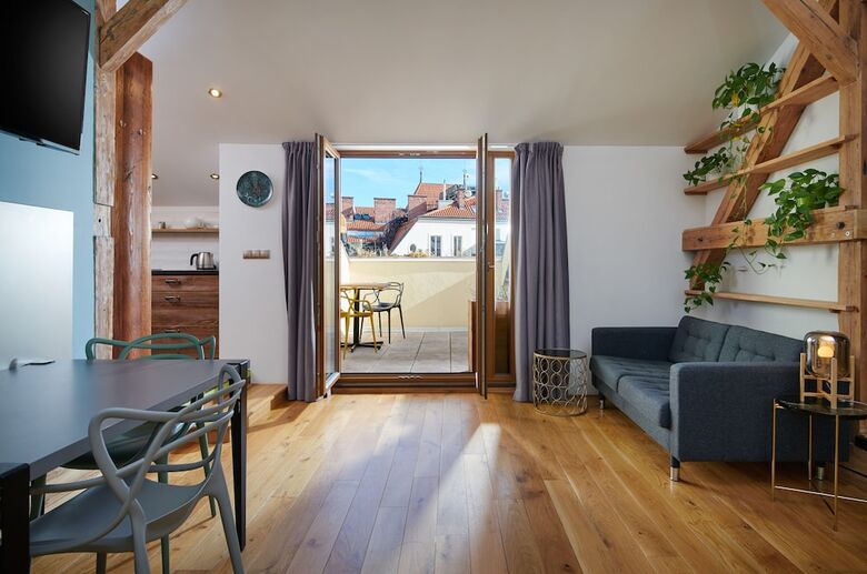 Mordecai Twelve Apartments By Adrez Living