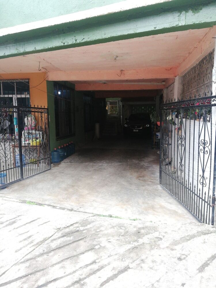 Hotel UNA Estrella Casa de Hu�spedes