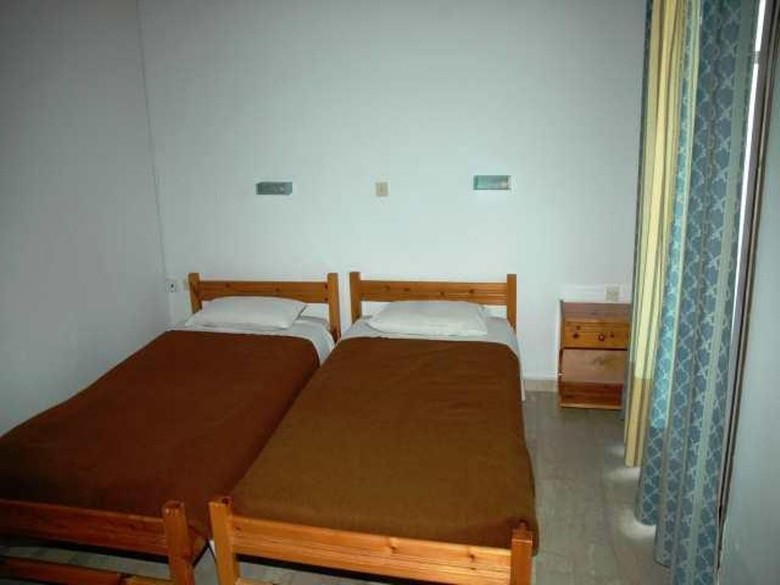 Hotel Lefkimi