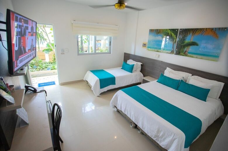 Hotel Poblado Cove�as
