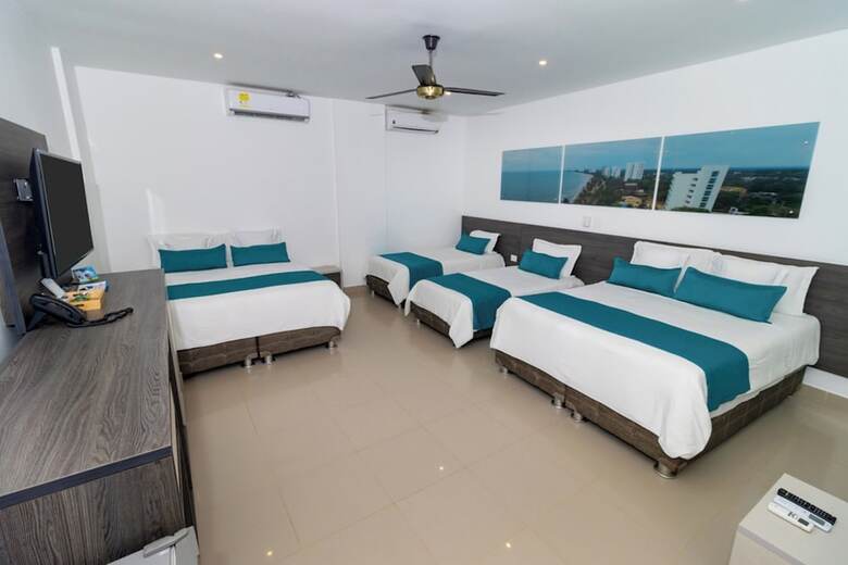 Hotel Poblado Cove�as
