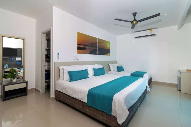 Hotel Poblado Cove�as