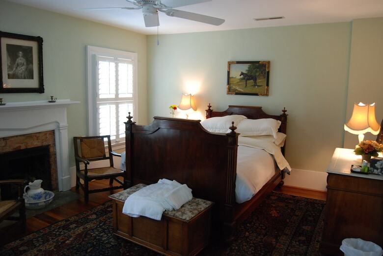 The Colonels B&B And Inn