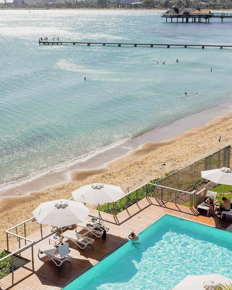 Hotel Chateau Royal Beach Resort And Spa