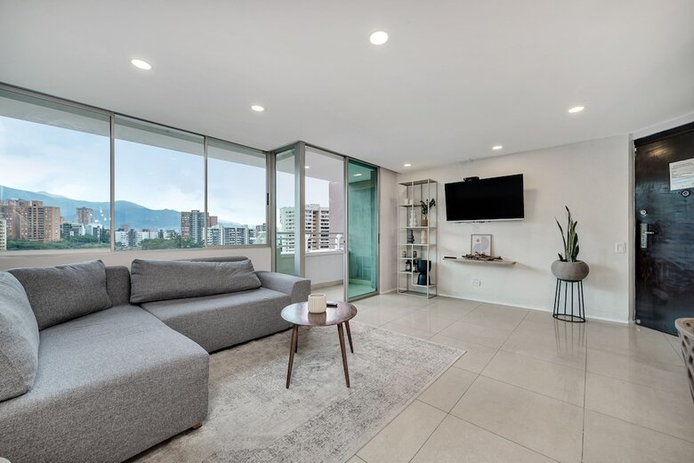 Apartamentos Poblado Alejandr�a By Housy Host