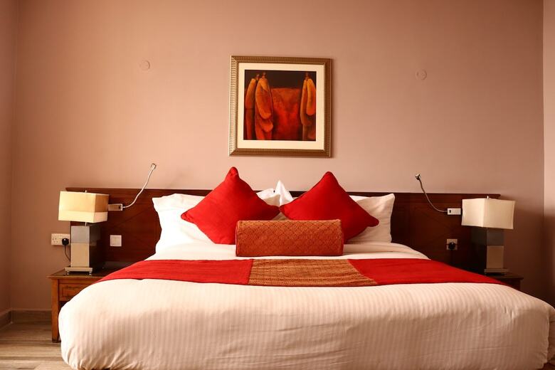Hotel The Clan Suites