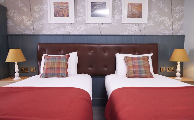 Castle Hotel By Chef And Brewer Collection