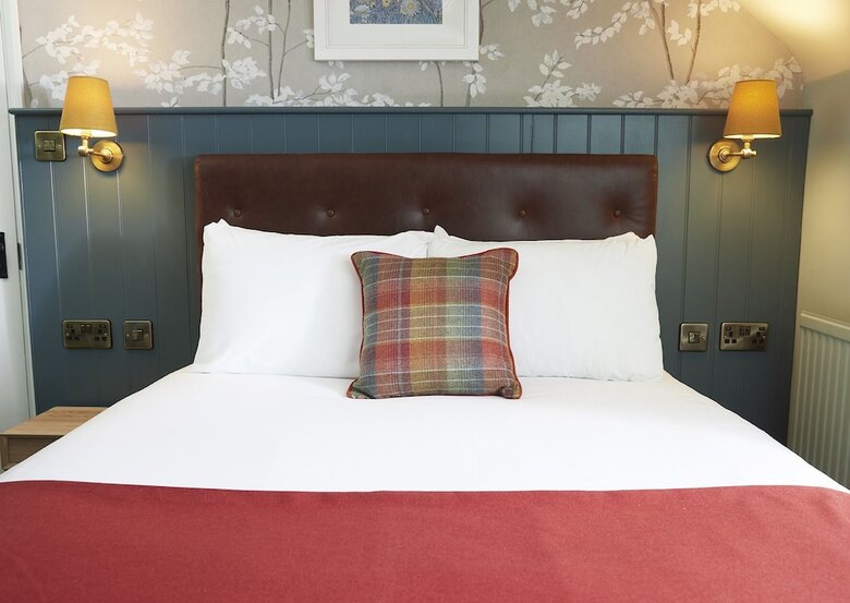 Castle Hotel By Chef And Brewer Collection