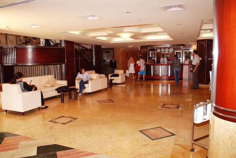 Al Bustan Hotel