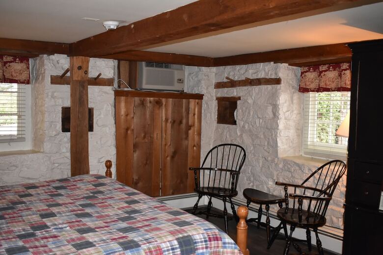 Bed & Breakfast Lumberville 1740 House