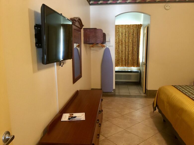 Motel Texas Inn And Suites - Rio Grande Valley