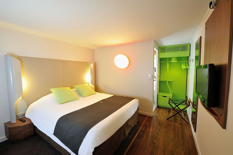 Hotel Campanile Villejust - Za Courtaboeuf
