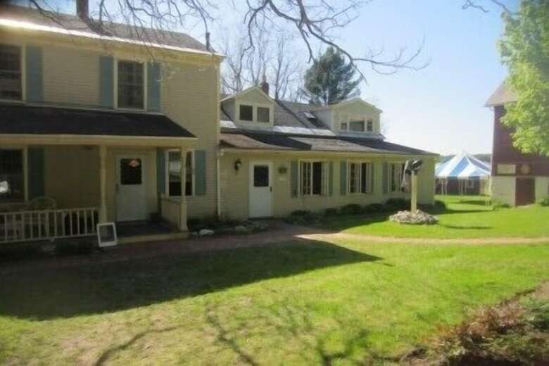 Bed & Breakfast Inn At Neshobe River