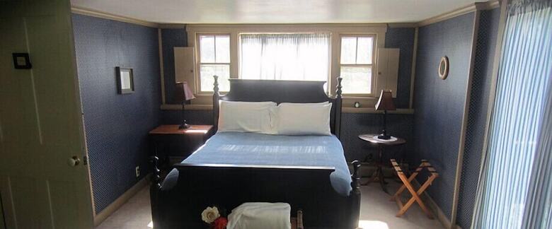 Bed & Breakfast Inn At Neshobe River