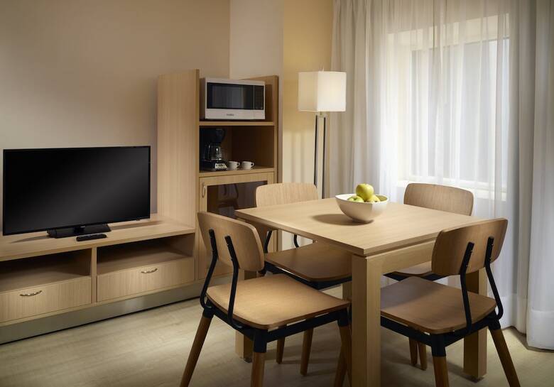 Hotel One Saltillo Aeropuerto