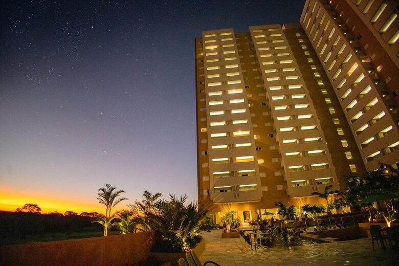 Hot Beach Suites