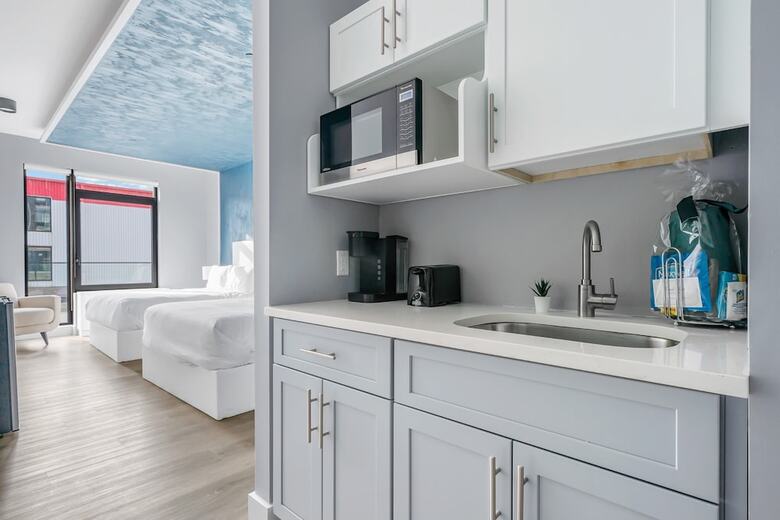 Aparthotel Global Luxury Suites At The Arches