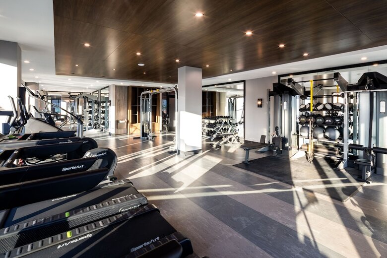 Aparthotel Global Luxury Suites At The Arches