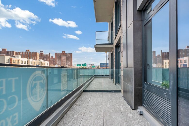 Aparthotel Global Luxury Suites At The Arches