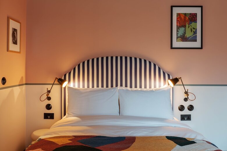 Hotel Room2 London Chiswick Hometel