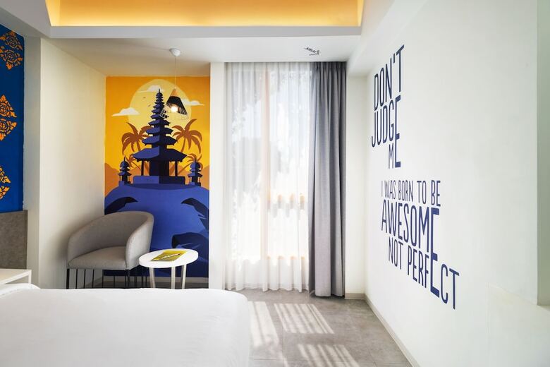 Yello Hotel Kuta Beachwalk Bali