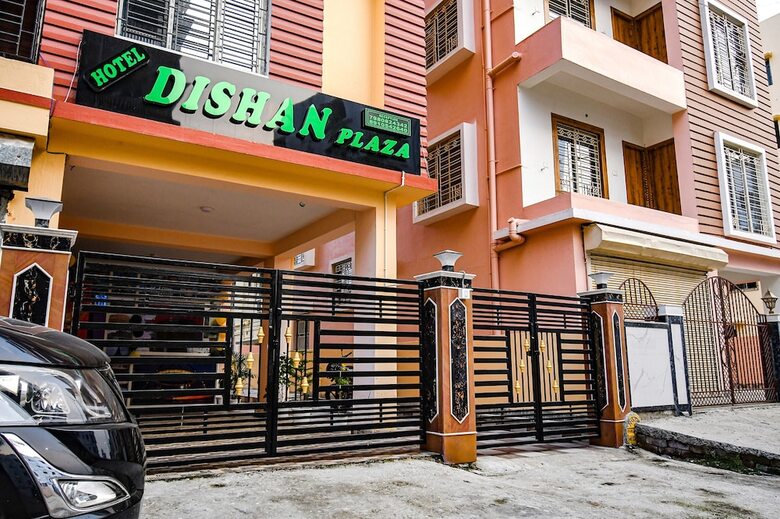 Fabhotel Dishan Plaza