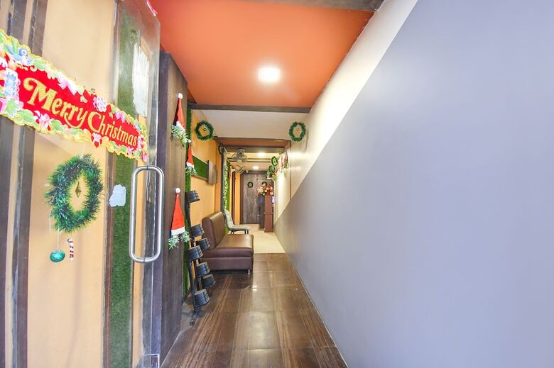 Hotel Fabexpress Abis Residency