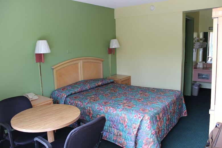 Motel Travelers Inn