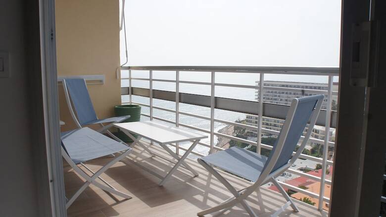 Aparthotel Apartamentos Calma Rentals