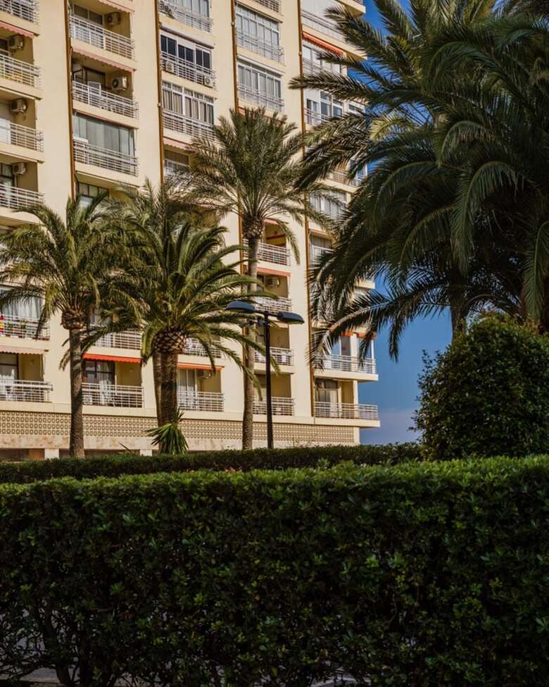 Aparthotel Apartamentos Calma Rentals