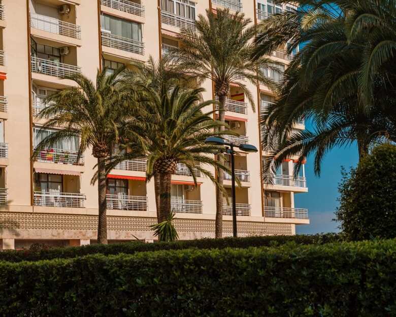 Aparthotel Apartamentos Calma Rentals