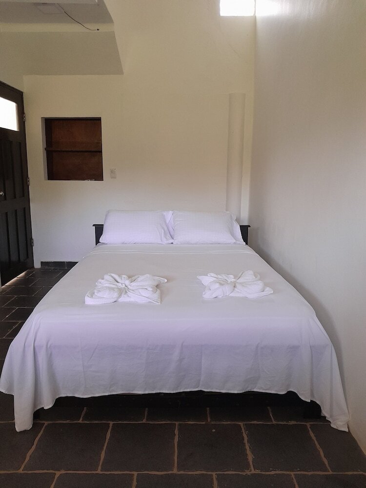 Hotel Hibiscus Garden / Jardin De Papos