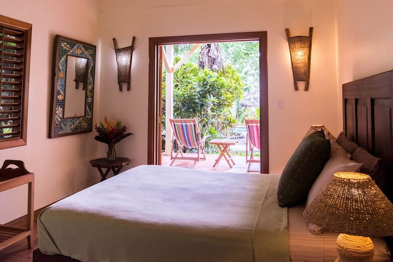 Bed & Breakfast Bluff Beach Retreat