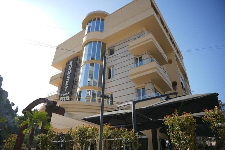 Sunset Hotel
