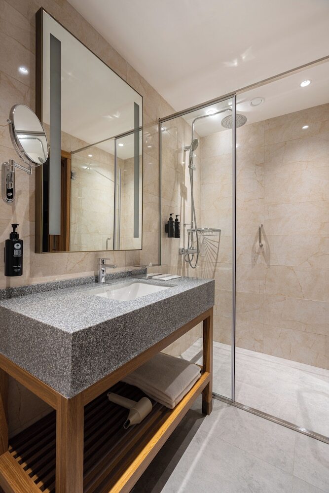 Hotel Ramada Encore By Wyndham Tashkent