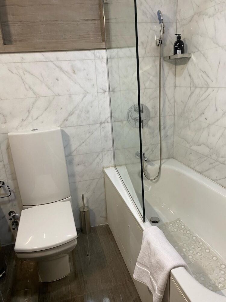Aparthotel Nile Suites Plaza Apartments