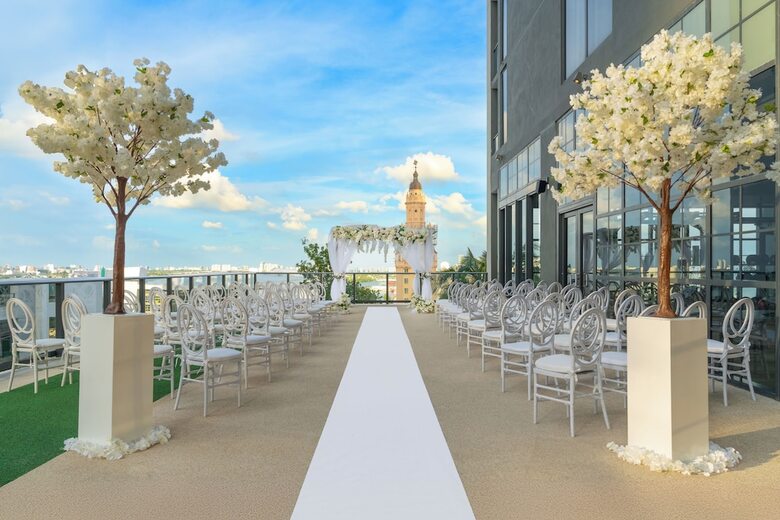 Gale Miami Hotel And Residences