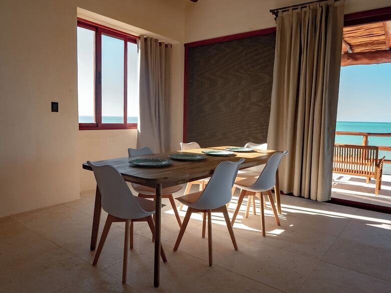 Beachfront Hotel Boutique Dk