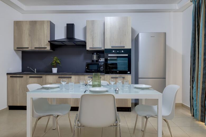Aparthotel Sliema Tigne Suites