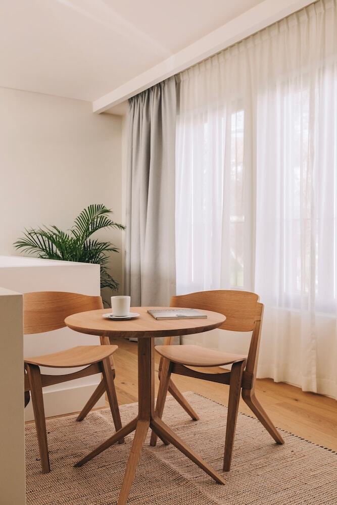 Hotel Lenscape Coterie
