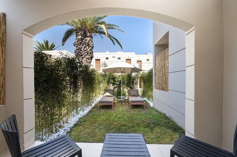 Hotel Akti Coast Club