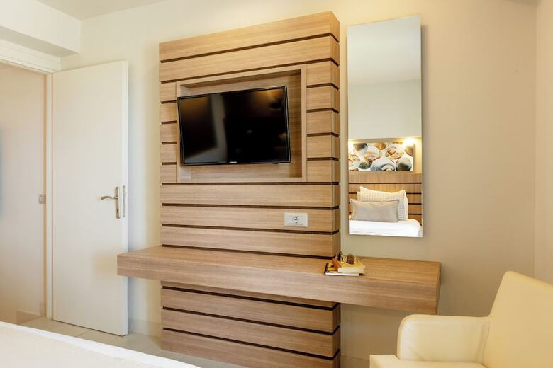 Hotel Akti Coast Club