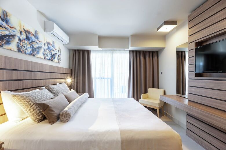 Hotel Akti Coast Club