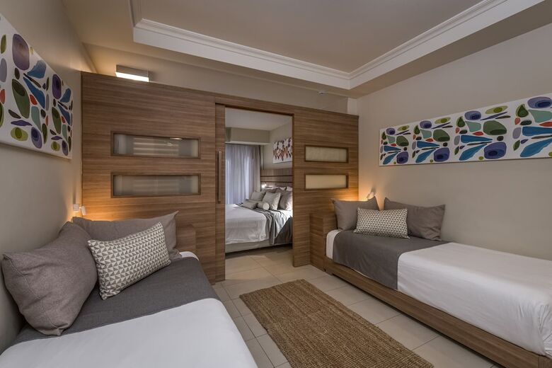 Hotel Akti Coast Club