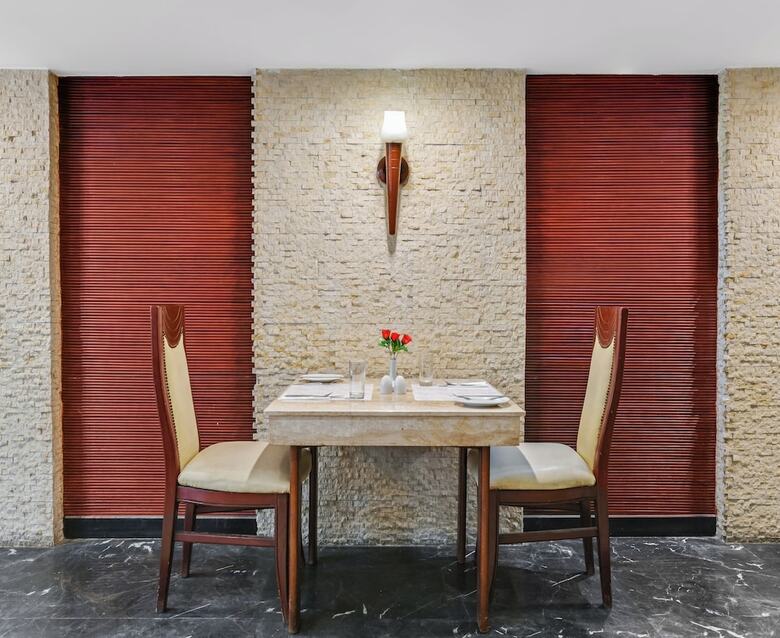 Aura Inn Tiba Pyramids Hotel
