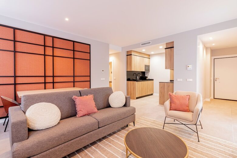 Hotel Home Art Apartments Bernab�u