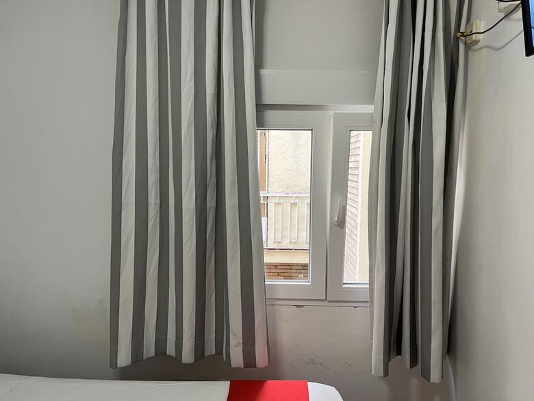 Hostal Casa de Huespedes Almansa