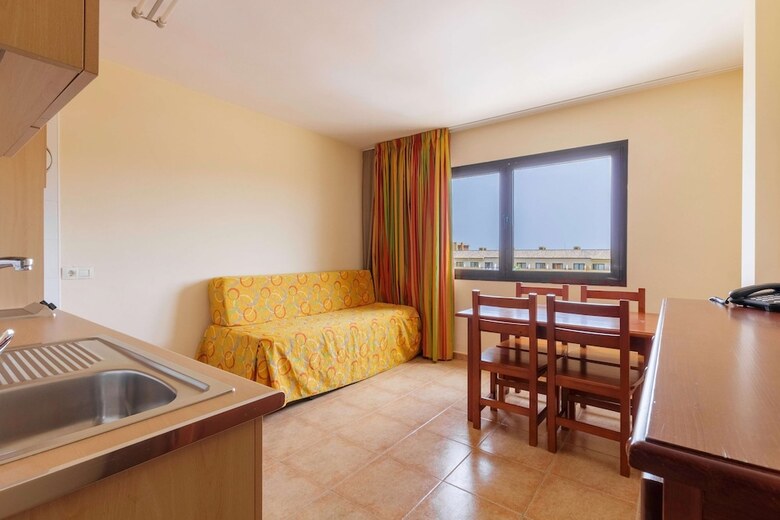 Aparthotel Apartamentos Best Alcazar