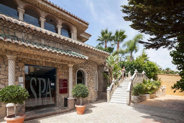 Aparthotel Apartamentos Best Alcazar