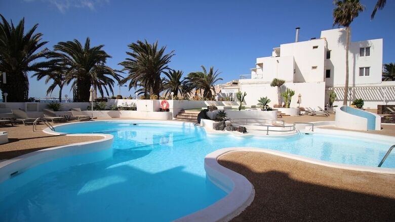 Hotel Neptuno Suites - Only Adults